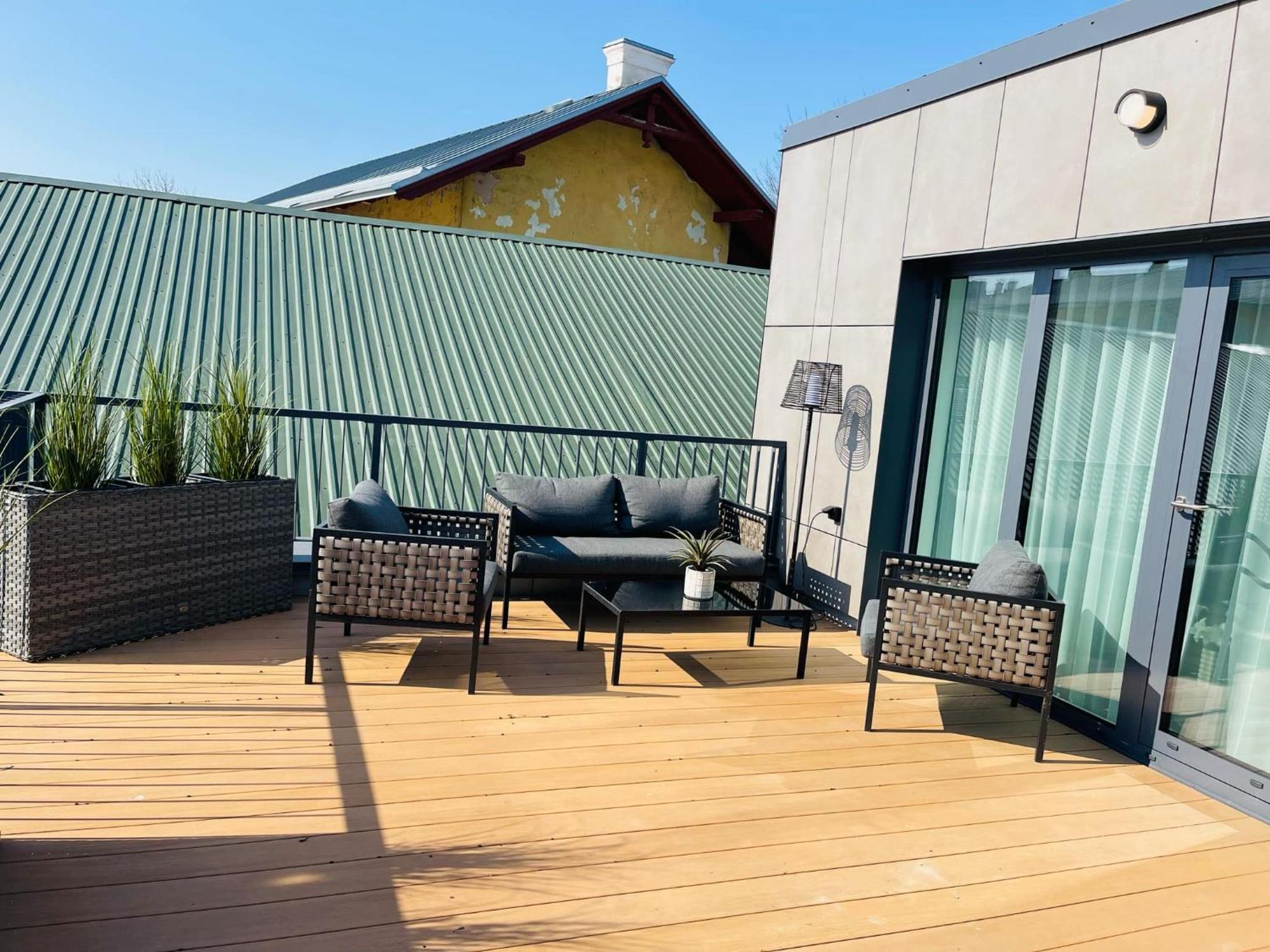 Lai Old Town Apartment With Sauna And Terrace Tartu Esterno foto